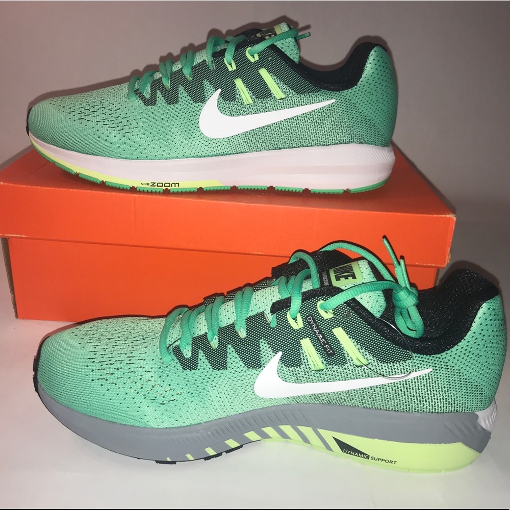 NIKE AIR ZOOM STRUCTURE 20 RUNNING SHOES Size11.5